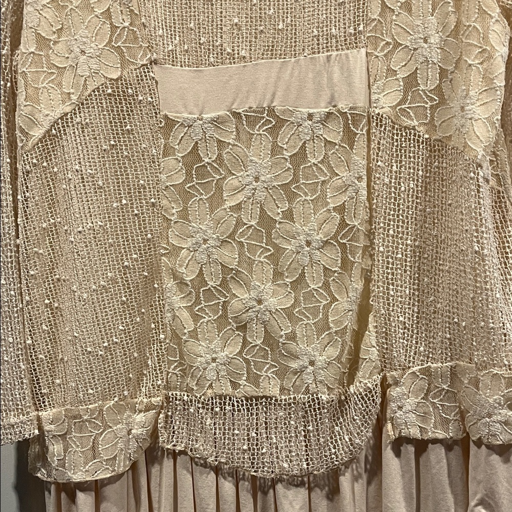 Tantrums Women’s Beige Y2K cottagecore bohemian Floral Lace Top Size XL. - Picture 3 of 16